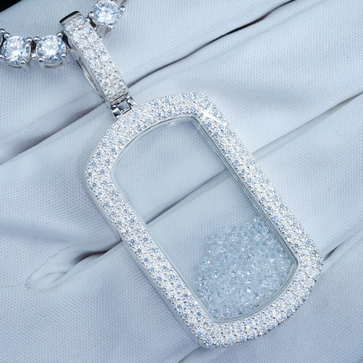 925S & VVS Moissanite Dog Tag Necklace