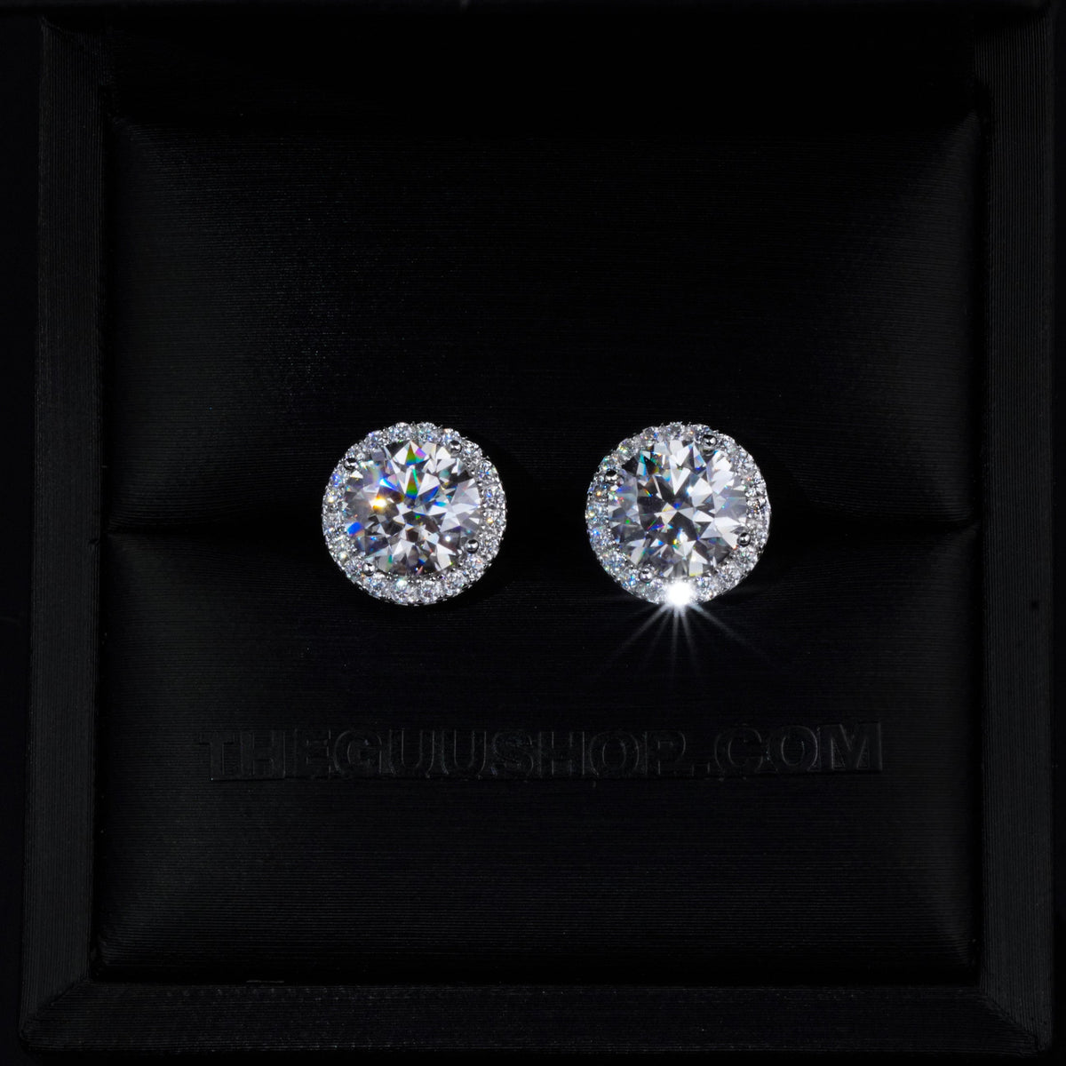 2.00 Carat Certified 925S & VVS1 Moissanite Halo Earrings